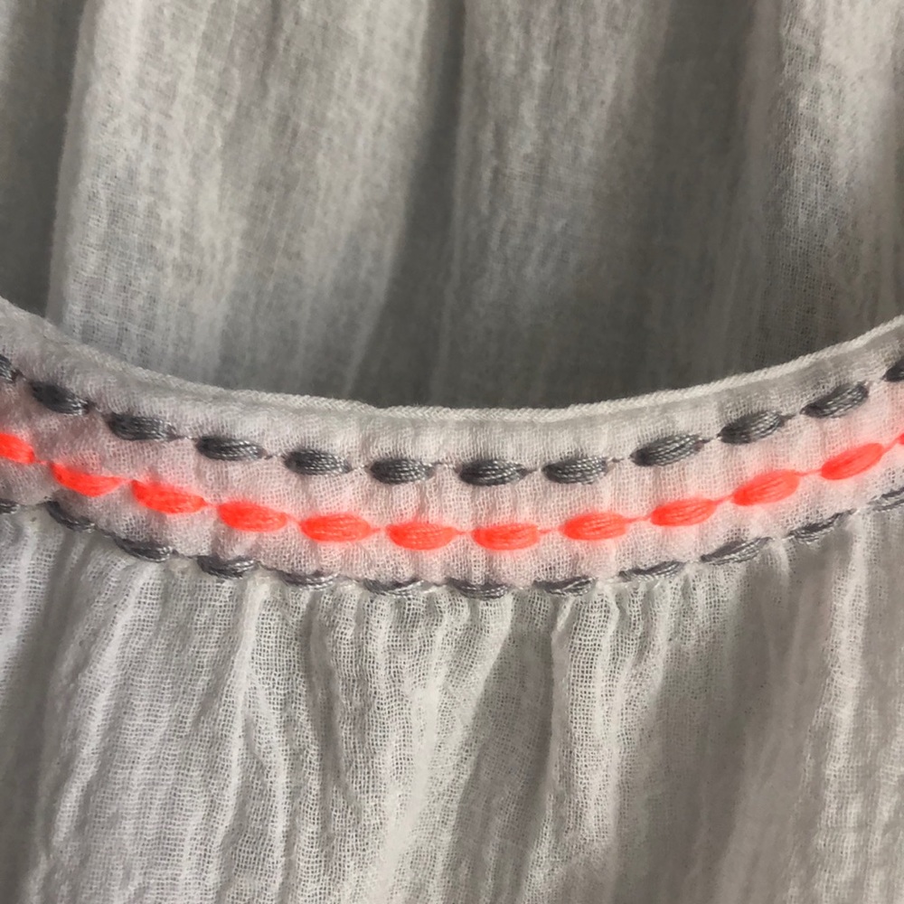 FAB’RIK White Gauzy Boho Top with Orange Accents - Picture 4 of 6